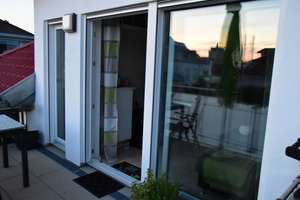 Moderne 2,5 Zimmerwohnung mit großem Süd-West-Balkon und Top-Anbindung – Die vollständige Adresse der Immobilie erhältst du vom Anbieter., 71522 Backnang – Vorschaubild 2