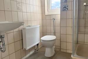 St. Peter ! 2-Zi.-Altbau-Whg., 40 m², Laminat, ohne Balkon, im 2.OG ohne Aufzug – Die vollständige Adresse der Immobilie erhältst du vom Anbieter., 90478 Glockenhof, Nürnberg – Vorschaubild 10