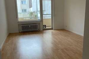 Frisch renovierte 2-Zimmer-Wohnung in Wiesbaden-Erbenheim mit Garage