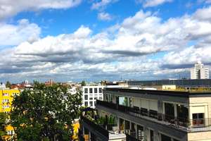 Weitblick über Berlin - Urbanes Penthouse mit Dachterrasse in historischem Gebäude