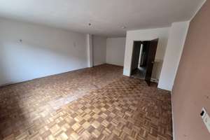 Familienfreundliches Reihenendhaus mit großzügigen Raumaufteilung in ruhiger Lage in Köln-Urbach – Am Urbacher Wall 35, 51145 Urbach, Köln – Vorschaubild 2
