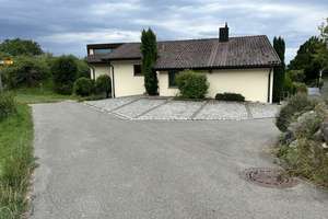 Großes Haus mit Seeblick in Ortsrandlage am Naturschutzgebiet - als Mehrfamilienhaus nutzbar! – Die vollständige Adresse der Immobilie erhältst du vom Anbieter., 78354 Sipplingen – Vorschaubild 2