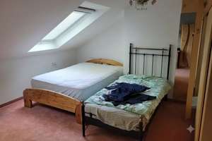 Traumhafte 3-Zimmer-DG-Wohnung (103 m²) mit EBK, Klimaanlage, Garten und ebenerdigem Zugang – Rotenberger Steige 12, 70327 Gehrenwald, Stuttgart – Vorschaubild 12