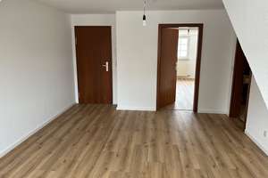 Gemütliche 2 Zimmer-DG-Wohnung mit 2 Stellplätzen im beliebten Mainz- Laubenheim – Oppenheimer Straße 0, 55130 Laubenheim, Mainz – Vorschaubild 8