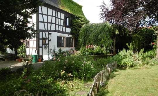 Historisches Wohnanwesen in Minfeld