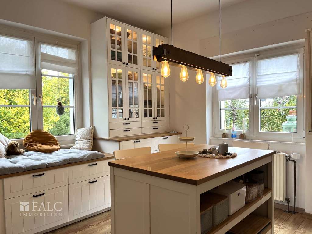 Immobilie in Schmitten - Landhausvilla mit historischem Charme - mit Einliegerwohnung - Bild 3