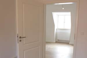 Sanierte 2-Zimmer-Wohnung mit Großzügiger Wohnküche - Zentrale Lage – Georgenstraße 0, 86152 Georgs- und Kreuzviertel, Augsburg – Vorschaubild 8