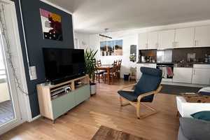 Ruhige, moderne 3-Zimmer-Wohnung mit Balkon und Fußbodenheizung – München – Vorschaubild 1
