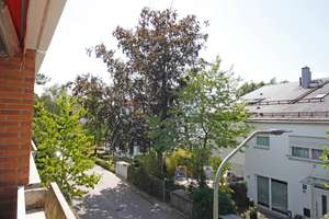 ABSOLUT RUHIGE BESTLAGE WALDTRUDERING! Charmante 2-Zimmer-Wohnung, renoviert & gepflegt! – Heldackerweg 6, 81827 Waldtrudering, München – Vorschaubild 3