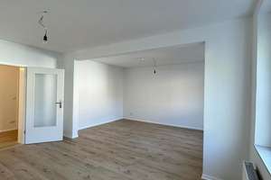 Großzügige 2 Zimmer Wohnung mit Gästetoilette