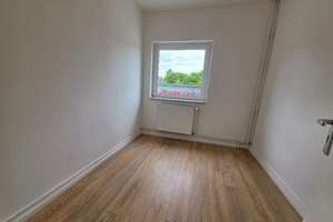 Einfamilienhaus für Handwerker/Firmen mit Garten in Jenfeld – Die vollständige Adresse der Immobilie erhältst du vom Anbieter., 22043 Jenfeld, Hamburg – Vorschaubild 4