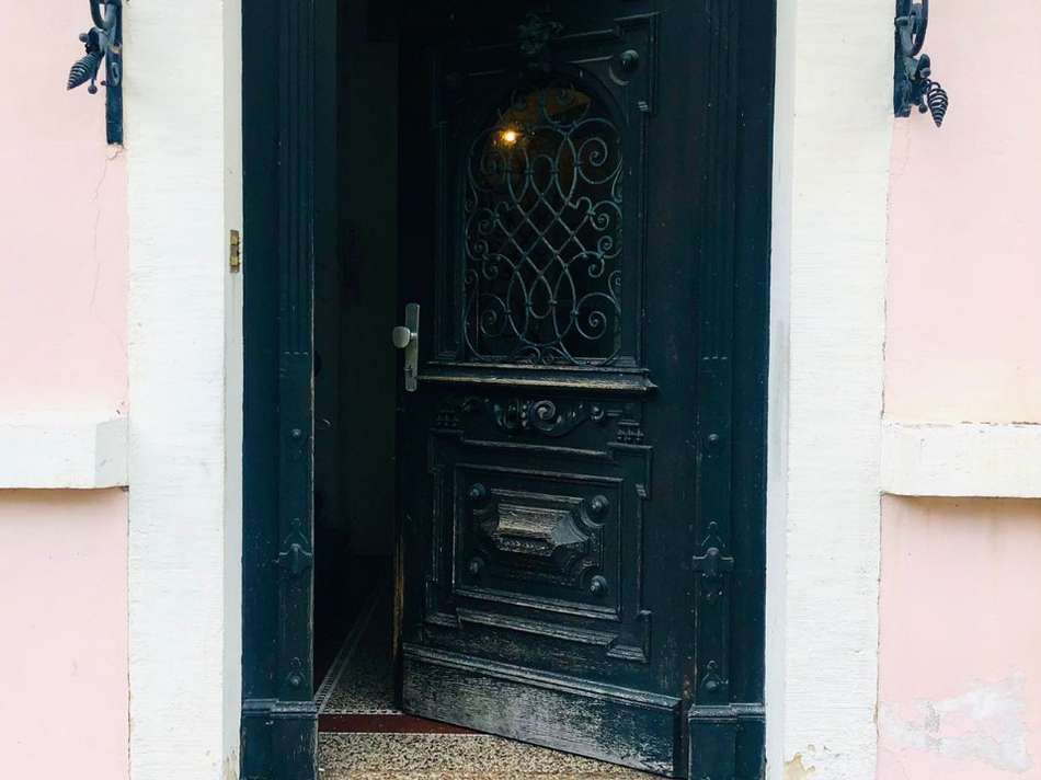 Hauseingang 1