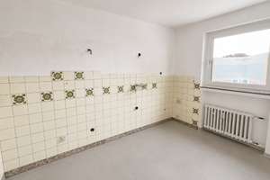 ** PROVISIONSFREI ! ** 4- Raum- ETW in D- Lörick, Niederdonker Str. 39 mit Balkon, ab sofort frei ! – Niederdonker Straße 39, 40547 Lörick, Düsseldorf – Vorschaubild 27