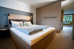Voll-möblierte und ausgestattete 2-Zimmer Wohnung mit Balkon in München-Sendling-Westpark – Ohlstadter 8a, 81373 Mittersendling, München – Vorschaubild 10