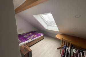 3 Familienhaus und stark renovierungsbedürftiges Einfamilienhaus – Die vollständige Adresse der Immobilie erhältst du vom Anbieter., 86856 Hiltenfingen – Vorschaubild 8