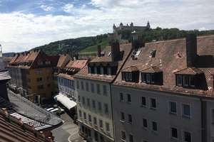 Charmante 3-Zimmer Maisonette Wohnung mit Balkon im 4.  und 5. OG in Würzburg-Neumünster – Karmelitenstraße 22, 97070 Altstadt, Würzburg – Vorschaubild 19