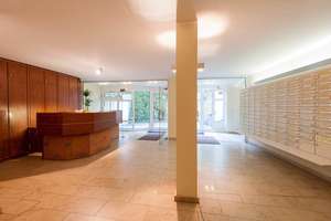Terrassenwohnung mit Wintergarten in der Isar-Residenz – ruhig, zentral & mit Tiefgaragenstellplatz – Liebigstraße 20, 80538 Lehel, München – Vorschaubild 11