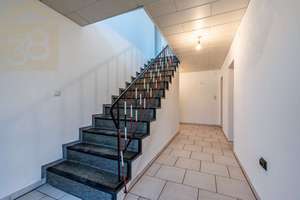Zweifamilienhaus mit Schwimmbad, 3 Garagen und großem Grundstück - ideal für Pferdeliebhaber! – Die vollständige Adresse der Immobilie erhältst du vom Anbieter., 38556 Bokensdorf – Vorschaubild 5