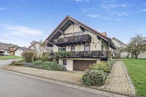Großzügiges, sonniges Blockhaus mit besonderem Wohngefühl in Rosenfeld-Bickelsberg! – Die vollständige Adresse der Immobilie erhältst du vom Anbieter., 72348 Rosenfeld – Vorschaubild 2