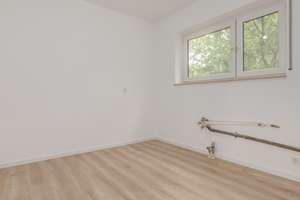 Erstbezug nach Renovierung – Familienhaus mit Garten – 65933 Griesheim, Frankfurt am Main – Vorschaubild 4