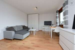 Schön und modern möblierte Wohnung mit Balkon in Stuttgart Botnang