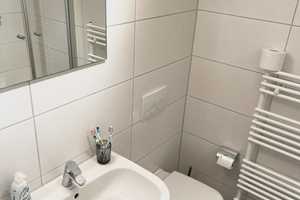 **Möblierte* 1 Zimmerwohnung mit Einbauküche+ Fußbodenheizung** – Mannheim – Vorschaubild 6