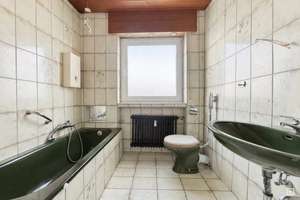 Keine Käuferprovision- ca. 145 m² großes Reiheneckhaus mit zwei Wohneinheiten in ruhiger Lage – Die vollständige Adresse der Immobilie erhältst du vom Anbieter., 58135 Haspe-West, Hagen – Vorschaubild 18