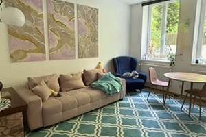 3 Zi Wohnung mit Küche und Terrasse