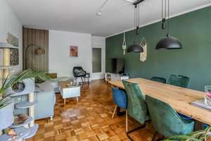 Gut geschnittene 2-Zimmer-Wohnung mit Loggia und Garage in gepflegtem Mehrfamilienhaus – Die vollständige Adresse der Immobilie erhältst du vom Anbieter., 33649 Brackwede, Bielefeld – Vorschaubild 2