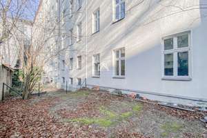 RARITÄT IN MOABIT! GROßZÜGIGE UND INTERESSANTE ALTBAUWOHNUNG MIT CA. 48 m² GARTEN! PROVISIONSFREI! – Lübecker Straße 29, 10559 Moabit, Berlin – Vorschaubild 7