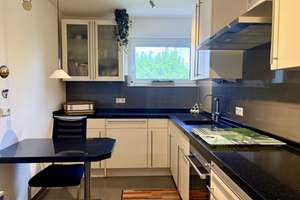 Helle, exklusive 4, bzw. 3,5  Zimmer Wohnung mit Aufzug , Balkon , Tiefgarage und EBK ! – Kirchhausener Straße 4, 74078 Frankenbach, Heilbronn – Vorschaubild 8