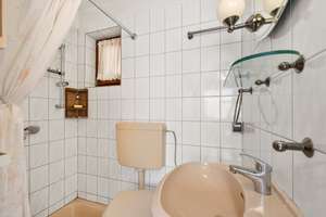 Gemütlich und Modernisiert - Doppelhaushälfte mit Gästehaus, Terrasse, Garten & Garagenstellplatz – Die vollständige Adresse der Immobilie erhältst du vom Anbieter., 22117 Billstedt, Hamburg – Vorschaubild 22