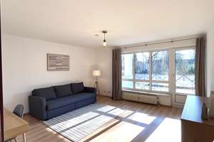 Stilvoll möblierte 2-Zimmerwohnung mit Südwestbalkon in ruhiger Lage