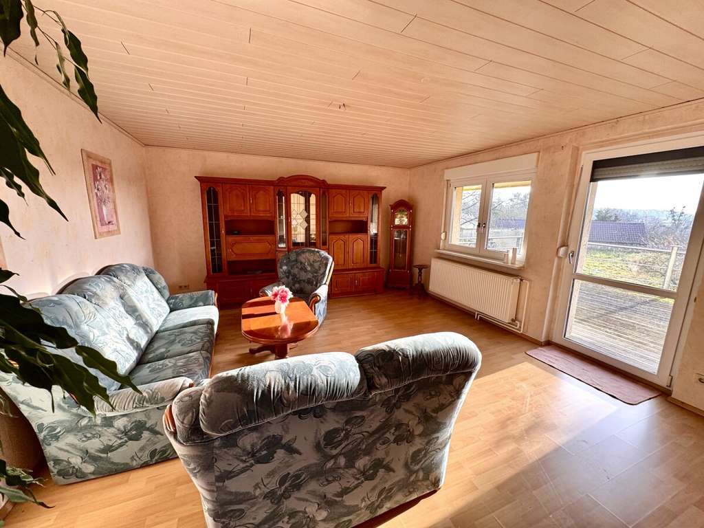 Immobilie in Gartz (Oder) - HORN IMMOBILIEN ++ Einfamilienhaus in Tantow mit Einbauküche, Garage und großem Grundstück - Bild 2