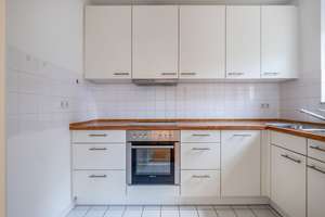 Lichtdurchflutete 2-Zimmer-Wohnung mit TG-Stellplatz im beliebten Dichterviertel – Die vollständige Adresse der Immobilie erhältst du vom Anbieter., 10115 Mitte (Ortsteil), Berlin – Vorschaubild 5