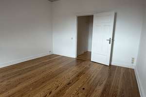 Zentrale Altbauwohnung mit Doppelgarage und Dachterrasse – Wilhelminenstraße 18, 24103 Damperhof, Kiel – Vorschaubild 14
