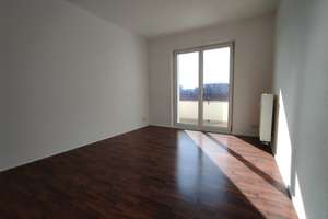 Altbaujuwel mit Südbalkon & Keller – Jetzt Besichtigung vereinbaren: 0172-3261193