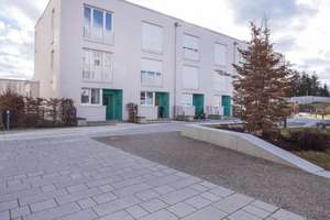 Modernes Neubau-Stadthaus mit Top-Ausstattung in Lochhausen