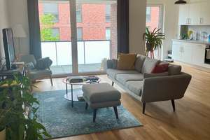 Leben am Wasser in extravaganter Lage - Großzügige 2-Zimmer-Wohnung