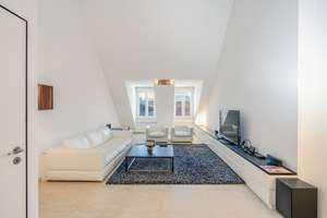 Exklusive 4-Zimmer-DG-Wohnung in Erbpacht "St.Anna-Klostergarten" in München-Lehel – Die vollständige Adresse der Immobilie erhältst du vom Anbieter., 80538 Lehel, München – Vorschaubild 2