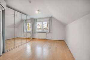 Freistehendes Einfamilienhaus mit Pool, Kamin und Photovoltaik – Die vollständige Adresse der Immobilie erhältst du vom Anbieter., 81925 Herzogpark, München – Vorschaubild 14
