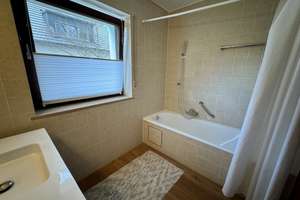 Traumhafte Wohnung mit Balkon in Alt-Solln – Bertelestraße 77, 81479 Solln, München – Vorschaubild 8