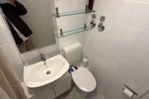 Kompaktes 2-Zi-Apartment in Harvestehude für eine Person – Die vollständige Adresse der Immobilie erhältst du vom Anbieter., 20144 Harvestehude, Hamburg – Vorschaubild 2