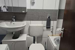 Wohnen wie im eigenen Garten – 2-Zimmer-Terrassenwohnung mit ca. 35 m² Terrasse in Ddorf-Unterbach – Am Ginsterberg 29a, 40627 Unterbach, Düsseldorf – Vorschaubild 9