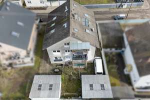 Attraktive Kapitalanlage in Neureut: Vermietetes Mehrfamilienhaus mit 8 Einheiten und Garagen – Die vollständige Adresse der Immobilie erhältst du vom Anbieter., 76149 Neureut, Karlsruhe – Vorschaubild 2