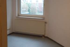 1-Zimmer-Wohnung - Pantryküche mit Abstellraum – Wunstorfer Landstraße 3, 30453 Ahlem, Hannover – Vorschaubild 2