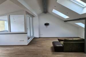 Exklusive 3,5-Zimmer-Dachgeschosswohnung mit Loggia, EBK und Stellplatz in Stuttgart – Werastraße 135, 70190 Stöckach, Stuttgart – Vorschaubild 4