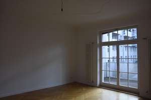 Großzügige 6-Zimmer-Wohnung in einem Gründerzeithaus in der Ludwigsvorstadt – Die vollständige Adresse der Immobilie erhältst du vom Anbieter., 80336 Sankt Paul, München – Vorschaubild 19