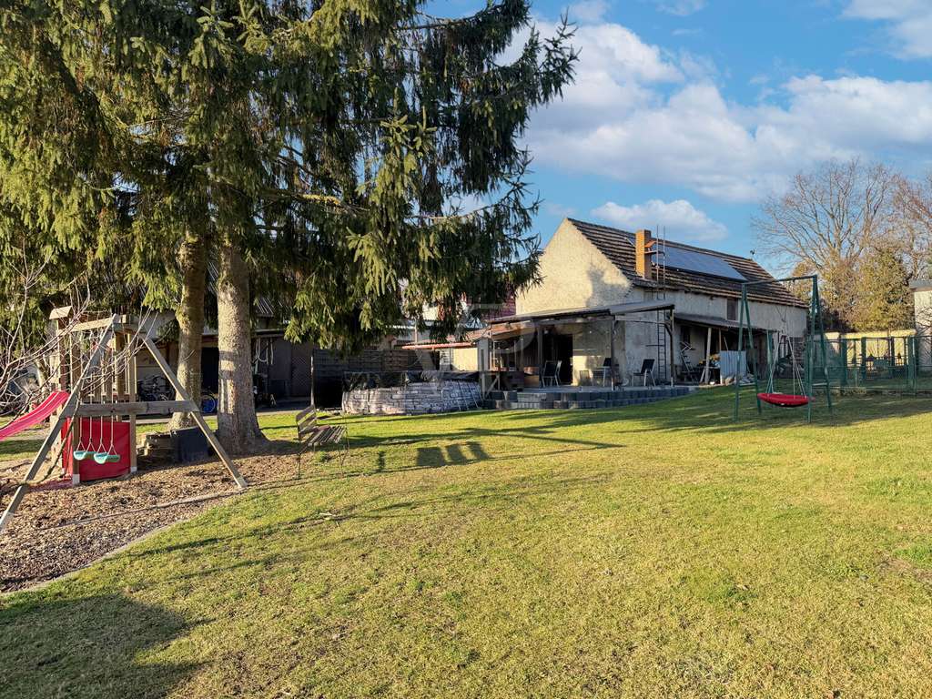 Immobilie in Doberlug-Kirchhain - Wohnkomfort in ländlicher Idylle - modernisiertes Einfamilienhaus auf großzügigen Grundstück - Bild 2