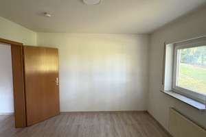 Moderne 2-Raumwohnung mit Terrasse, EBK & Stellplatz – Feldstraße 1c, 99834 Marksuhl – Vorschaubild 5